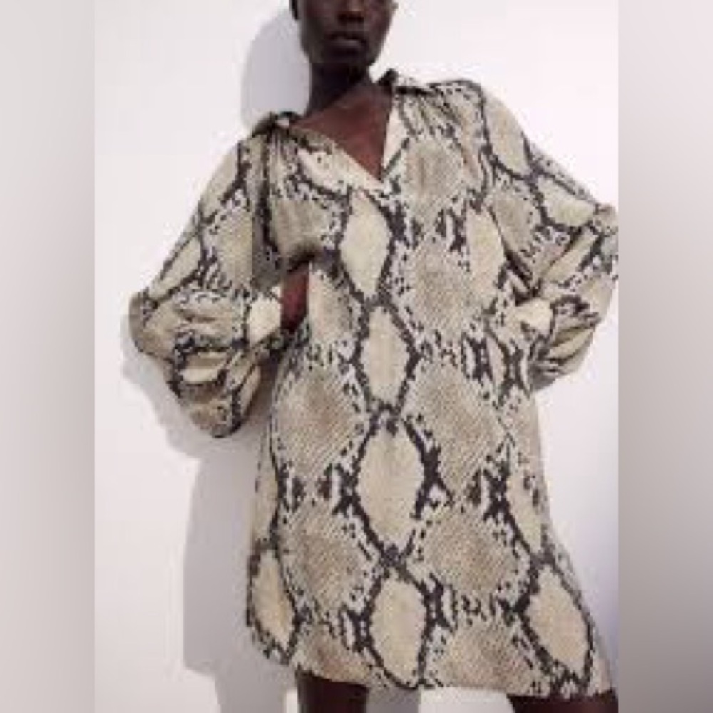 H&M Snakeskin tunic dress Balloon sleeve Beige Black Lightweight Oversize Size M